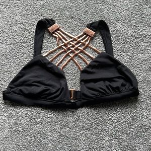 Beach bunny top- never worn